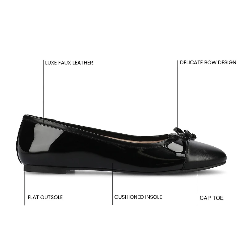 Journee Collection Kaiah Womens Cap Closed Toe Ballet Flats