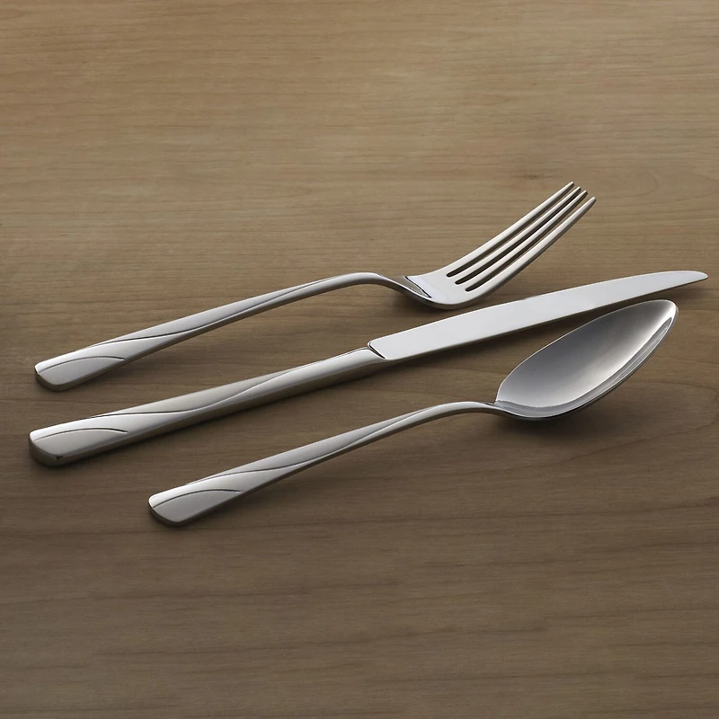 Oneida River 20-pc. Flatware Set