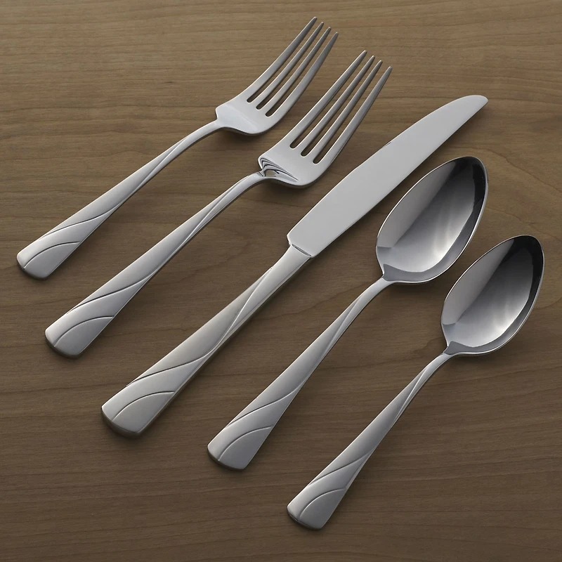 Oneida River 20-pc. Flatware Set