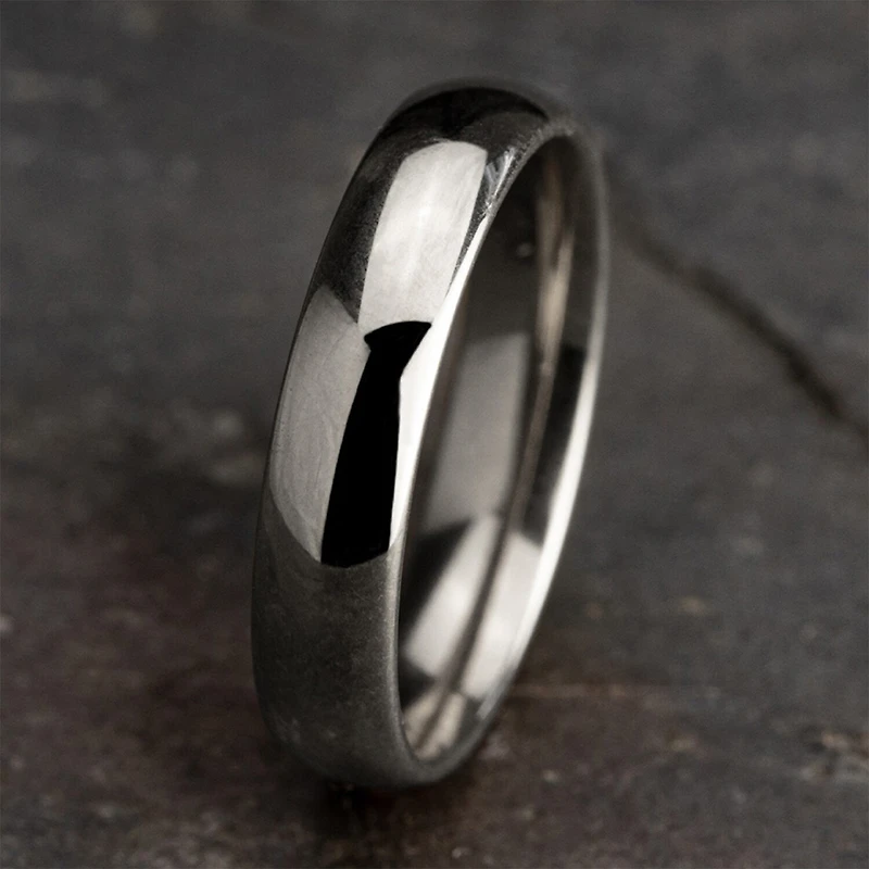 Mens 10K Yellow Gold 5MM Comfort-Fit Wedding Band