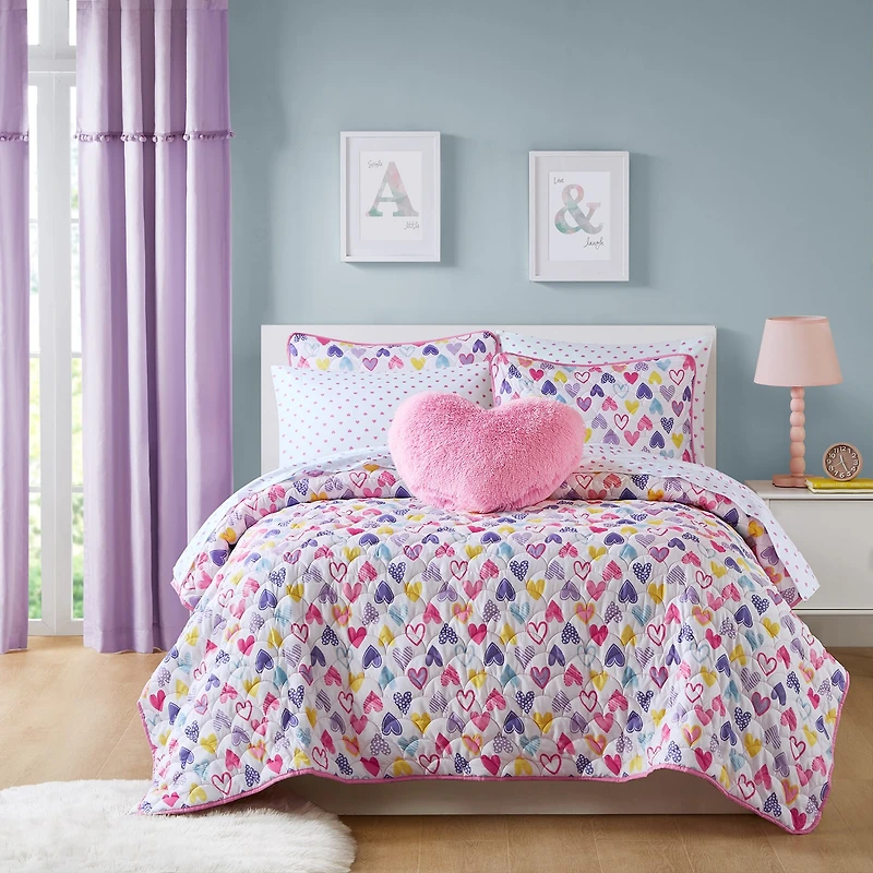 INK+IVY Kids Multi Heart Quilt Set