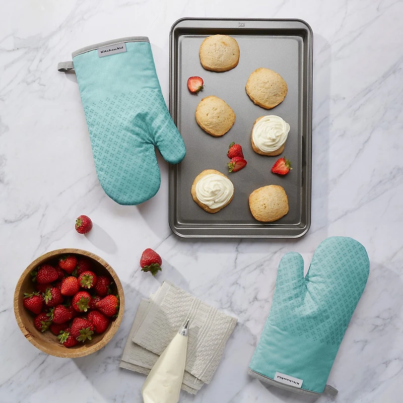 KitchenAid Asteroid 2-pc. Oven Mitt Set