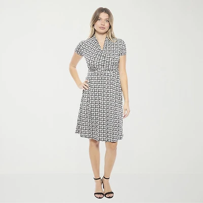 24seven Comfort Apparel Womens Short Sleeve Geometric Wrap Dress
