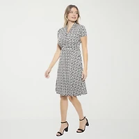 24seven Comfort Apparel Womens Short Sleeve Geometric Wrap Dress