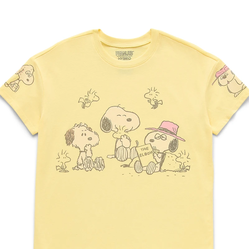 Peanuts Boyfriend Tee Womens Juniors Crew Neck Short Sleeve Oversized Graphic T-Shirt