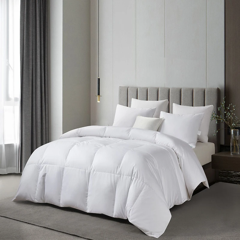 Martha Stewart Light Warmth Down Comforter