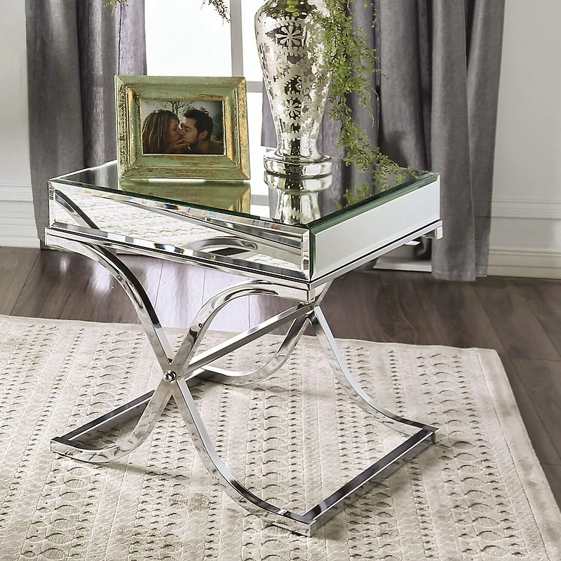 Furniture of America™ Hope Mirrored End Table