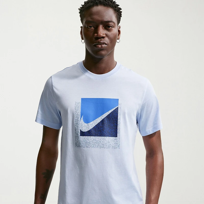Nike Swoosh Mens Crew Neck Short Sleeve Classic Fit Graphic T-Shirt