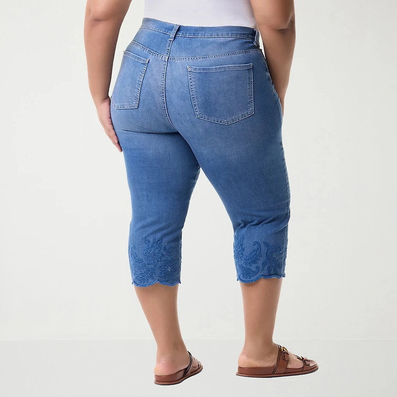 Gloria Vanderbilt Women's Plus Amanda Embroidered Jean Capri