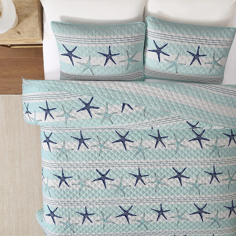 Avanti Starfish Stripe REVERSIBLE Quilt Set