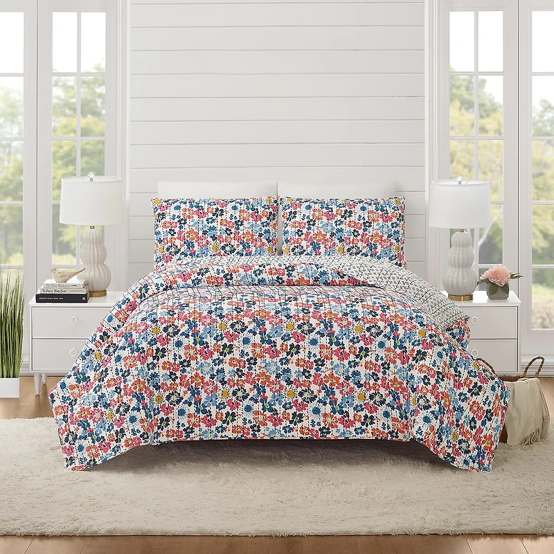 Modern Heirloom Blossom Reversible Quilt Set