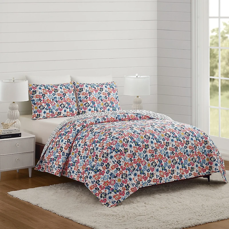 Modern Heirloom Blossom Reversible Quilt Set