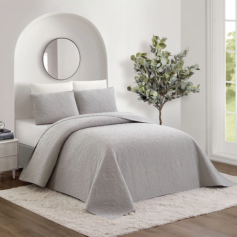 Modern Heirloom Solid Stitch 3-pc. Bedspread Set