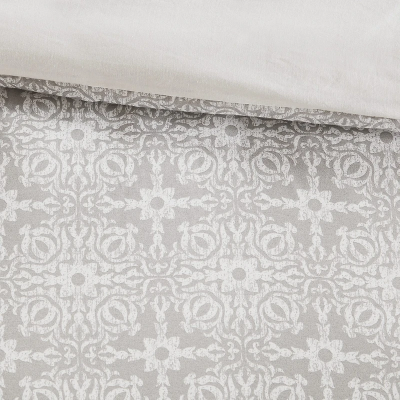 Madison Park Edna 6-pc. Medallion Reversible Comforter Set