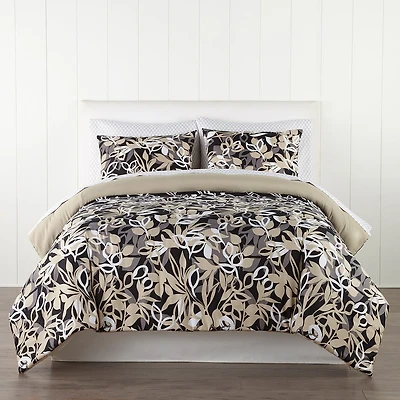 Home Expressions Casey Leaves Complete Bedding Set with Sheets