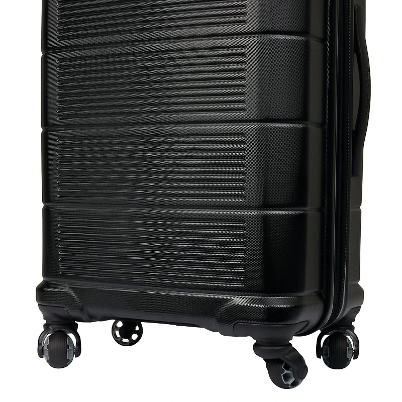 American Tourister Stratum 2.0 24 Inch Hardside Expandable Checked Spinner Luggage