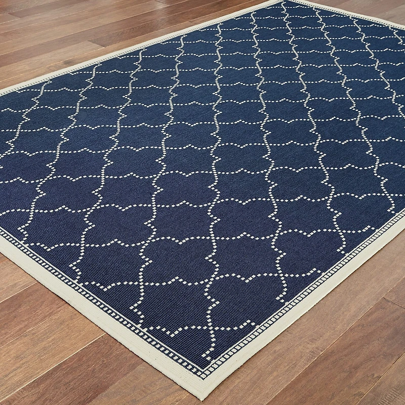 Covington Home Martinique Scallop Trellis Indoor Outdoor Rectangular Area Rug