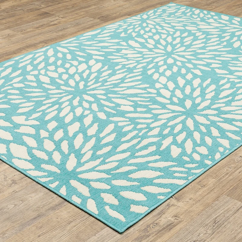 Covington Home Marquesas Blooms Indoor Outdoor Rectangular Acccent Rug
