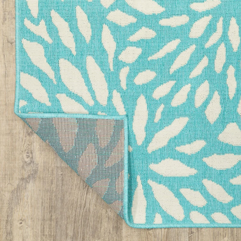 Covington Home Marquesas Blooms Indoor Outdoor Rectangular Area Rug