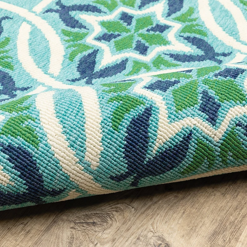 Covington Home Marquesas Floral Trellis 7'10"X7'10" Indoor Outdoor Round Area Rug