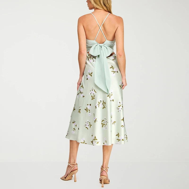 B. Smart Womens Juniors Draped Neck Short Sleeve Floral A-Line Dress