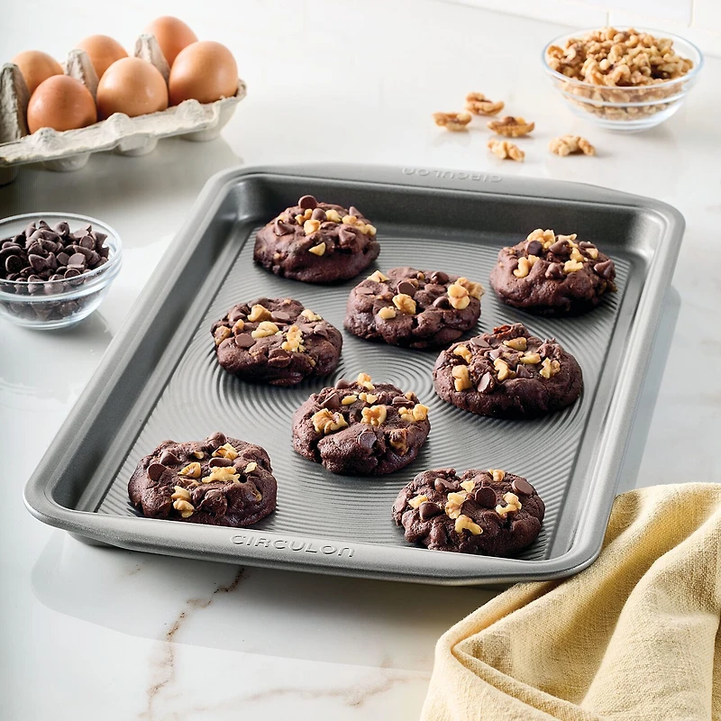 Circulon 10" X 15" Non-Stick Cookie Sheet