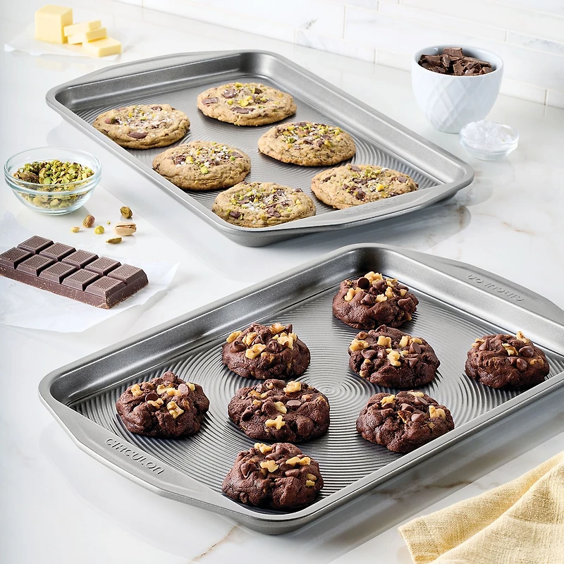 Circulon® Total Nonstick Bakeware, 2-Piece Cookie Sheet Set, Gray