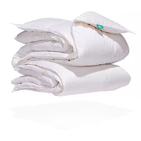 Canadian Down & Feather Company 800 Loft Hutterite Comforter
