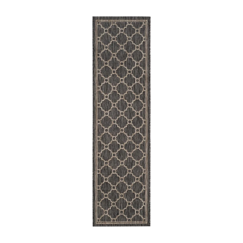 Safavieh Courtyard Collection Ian Geometric Indoor/Outdoor Runner Rug