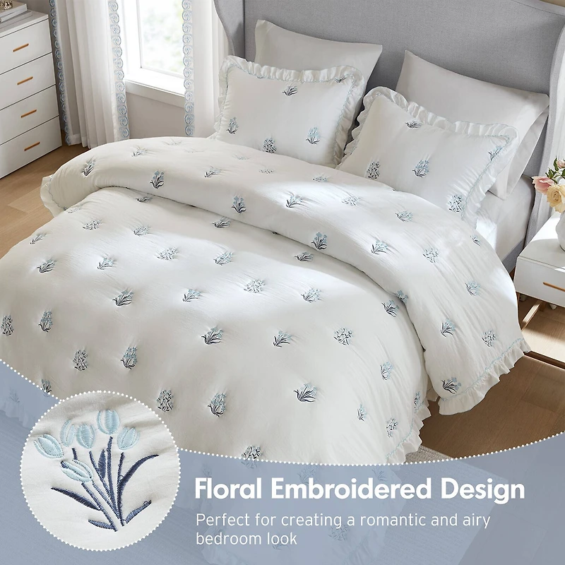 Intelligent Design Arya Floral Embroidered Ruffle Easy Care Quilt Set