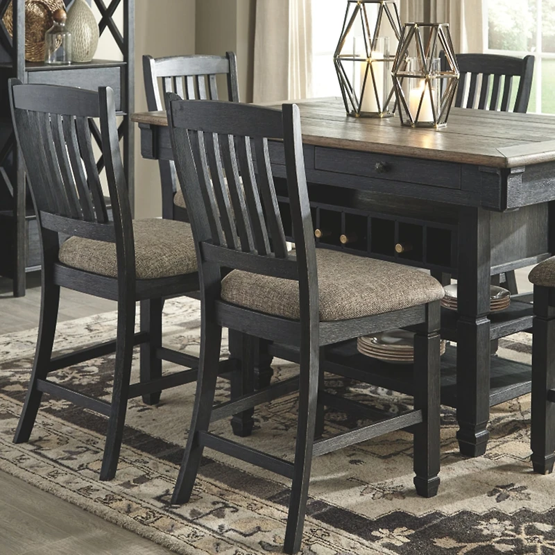 Signature Design by Ashley® Hilton Counter Height Dining Room Table