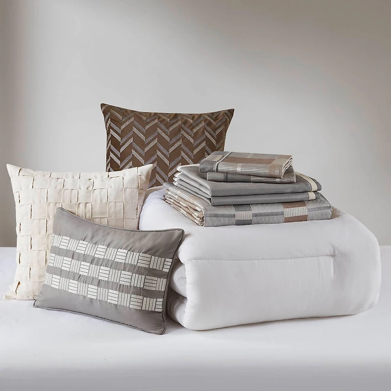 Madison Park Signature Prescott Jacquard 8-pc Oversized Comforter Set
