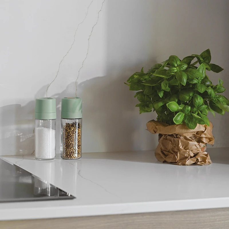 BergHOFF Balance 2pc Glass Salt & Pepper Shaker
