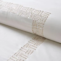 Harbor House Nile Cotton Sateen Oversized 4-pc. Midweight Embroidered Comforter Set