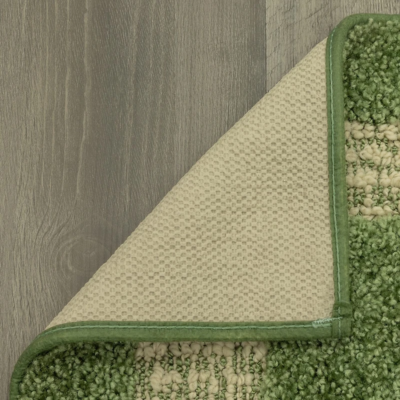 Maples Solid Cut and Loop Indoor Rectangular Runner