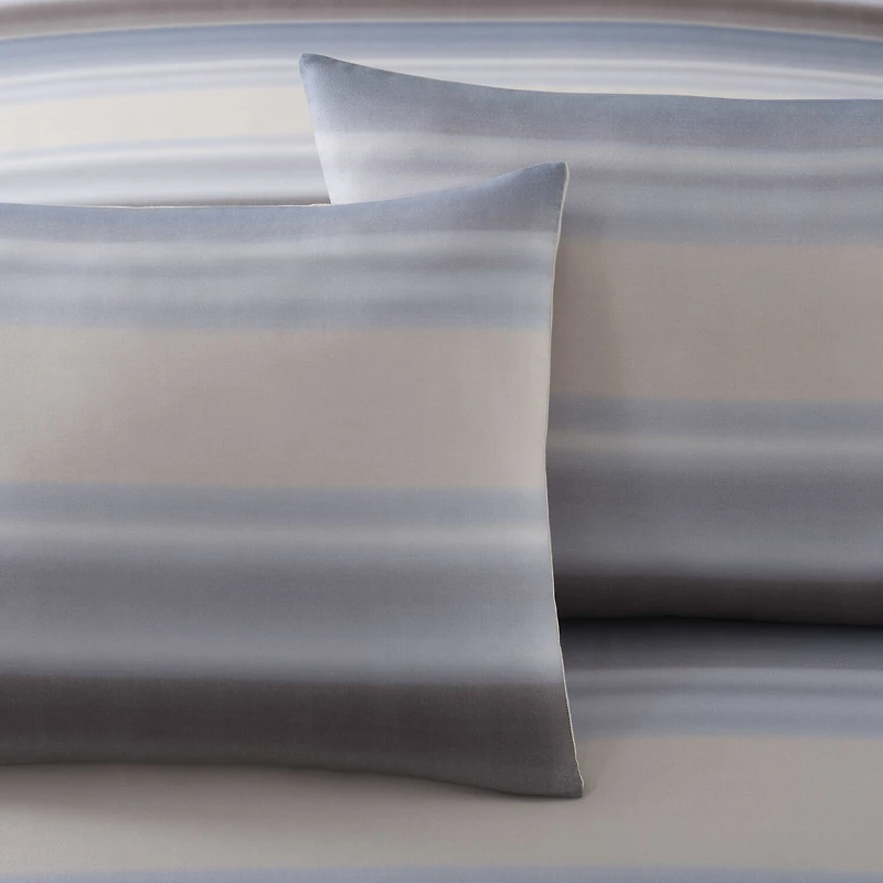 Vellux Alfie Midweight REVERSIBLE Comforter Set