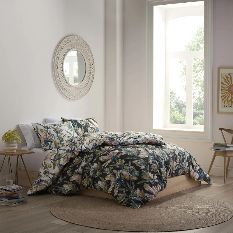Martex Expression Lordes Midweight Down Alternative Comforter Set