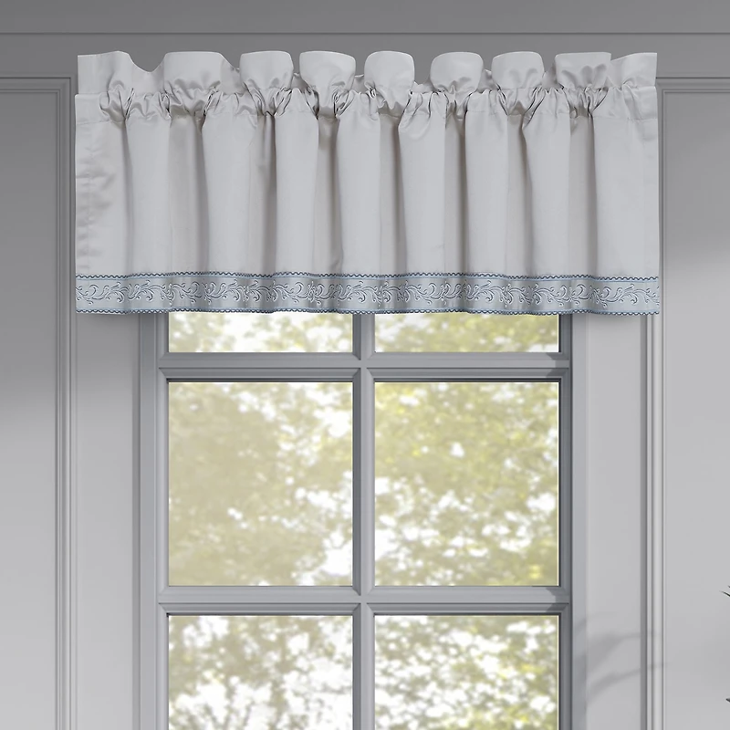 Queen Street Bellfield Rod Pocket Tailored Valance