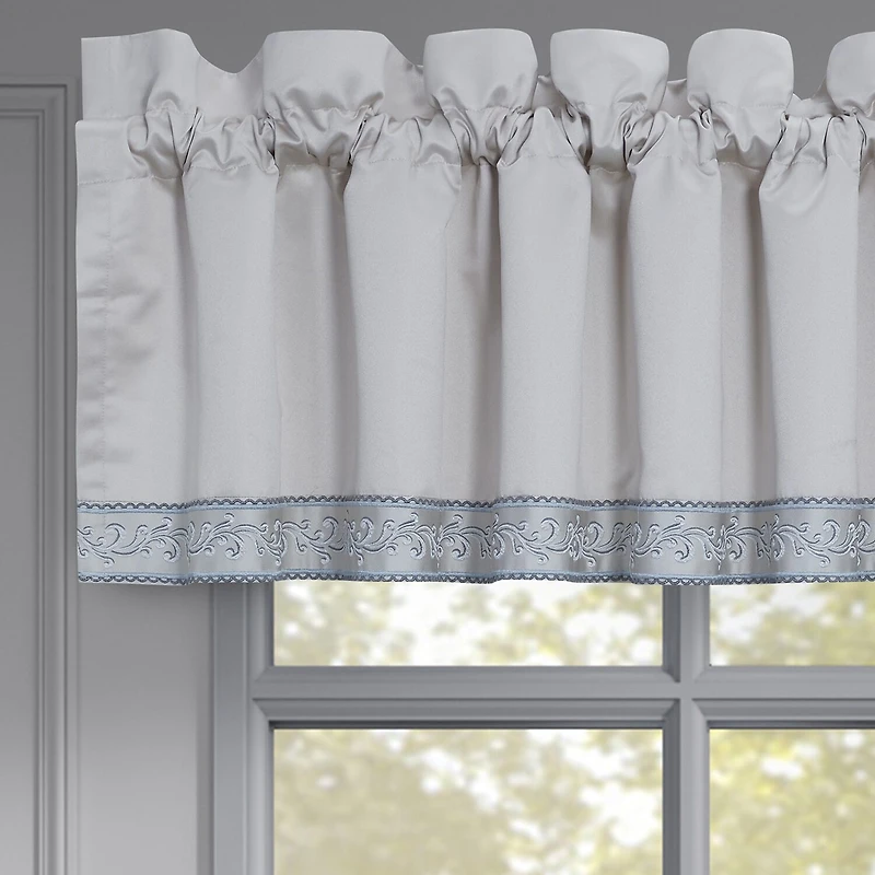 Queen Street Bellfield Rod Pocket Tailored Valance