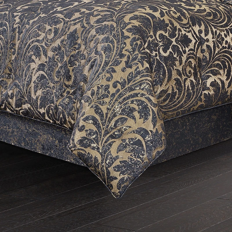 Queen Street Gildestone 4-pc. Embellished Comforter Set