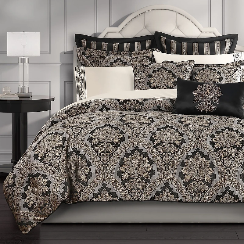 Five Queens Court Hawthorne 4-pc. Embellished Comforter Set