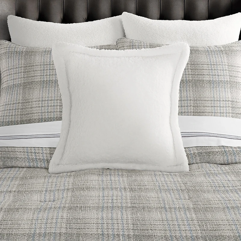 Queen Street Alessandro 1 Pair Square Throw Pillow