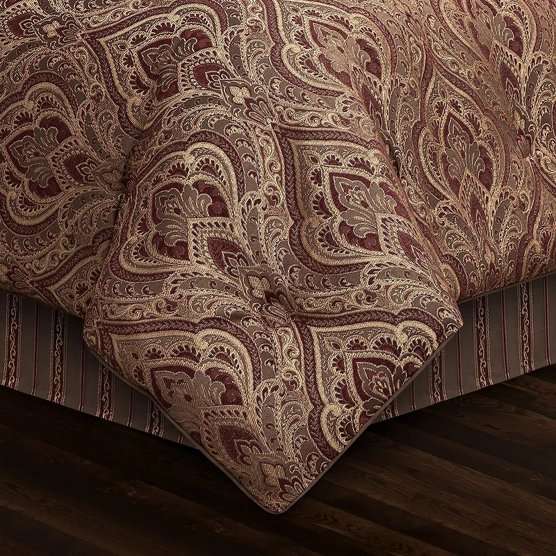Five Queens Court Octavia 4-pc. Embellished Comforter Set