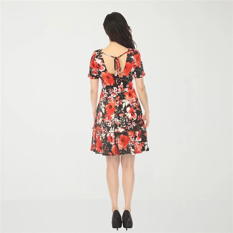 White Mark Square Neck Short Sleeve Floral Womens Flutter Fit + Flare Dress