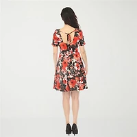 White Mark Square Neck Short Sleeve Floral Womens Flutter Fit + Flare Dress