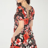 White Mark Square Neck Short Sleeve Floral Womens Flutter Fit + Flare Dress