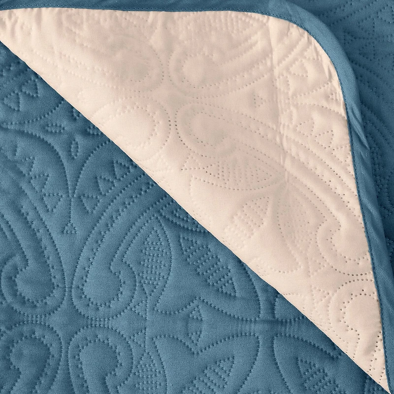 Linery Medallion Loveseat Protector