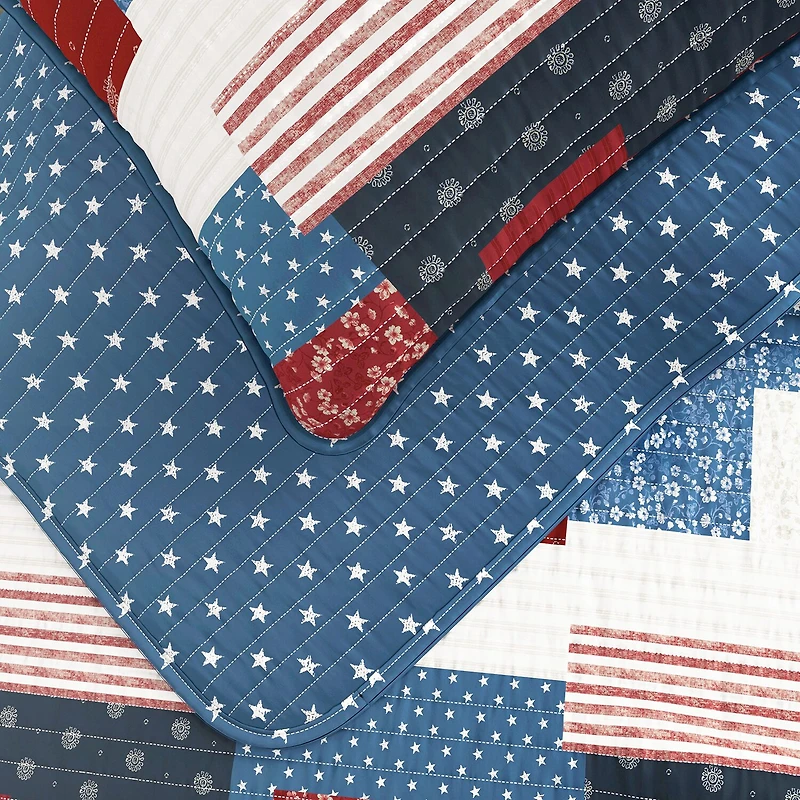 Linery Floral Patchwork Reversible Quilt Set