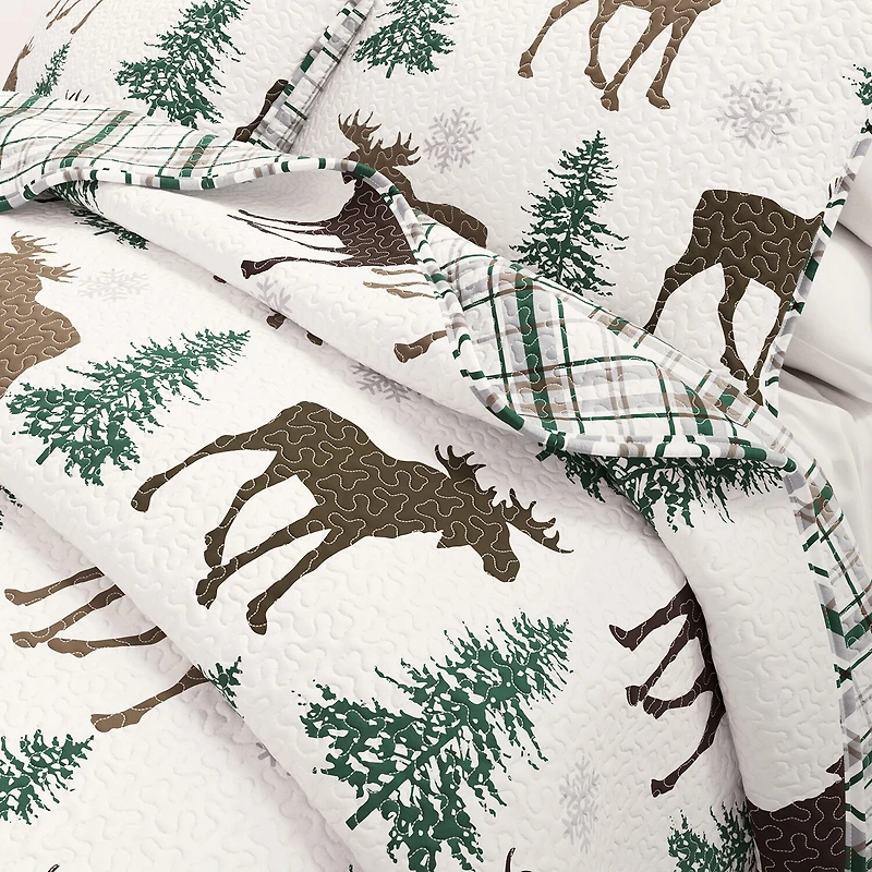 Linery Moose Trees Reversible Quilt Set