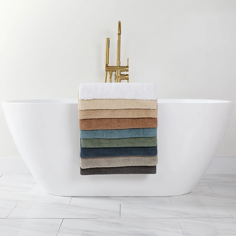 Casual Comfort Solid Reversible Bath Rug